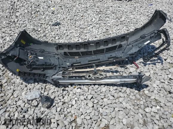 ✅ 2017 Hyundai Santa Fe Ultimate • VIN: 5XYZWDLA4HG479546 • Лот: 61655884. Опубликован ранее на Copart с пробегом 71 638 миль. Бесплатный доступ к архиву аукционных продаж из США и подробный отчёт об истории автомобиля на DreamBid. Изображение 12.