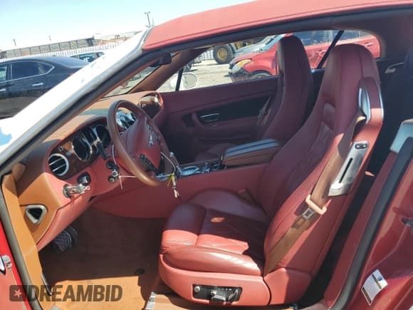 ✅ 2008 Bentley Continental GT • VIN: SCBDR33W98C052331 • Lot: 65183924. Wystawiony na Copart z przebiegiem 20 629 mil. Bezpłatny archiwum sprzedaży aukcyjnych z USA i szczegółowy raport historii pojazdu na DreamBid. Zdjęcie 7.