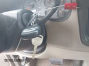 ✅ 2004 Chevrolet Suburban LT • VIN: 3GNFK16T94G176632 • Лот: 42730802. Опубликован ранее на IAAI с пробегом 240 702 миль. Бесплатный доступ к архиву аукционных продаж из США и подробный отчёт об истории автомобиля на DreamBid. Изображение 11.