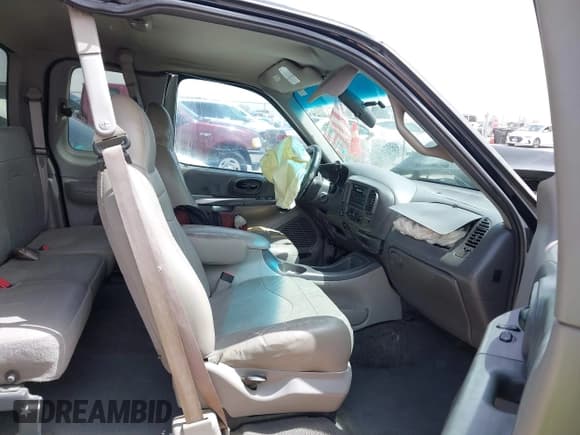 ✅ 1999 Ford F-150 XL • VIN: 1FTRX08L3XKB12260 • Lot: 42244781. Listed on IAAI with Not provided. Free auction sales archive from the USA and detailed vehicle history report at DreamBid. Image 5.