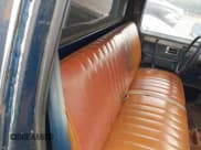 ✅ 1982 Chevrolet Silverado 1500 • VIN: 1GCDC14H2CF336443 • Lot: 43529007. Wystawiony na IAAI z przebiegiem 27 389 mil. Bezpłatny archiwum sprzedaży aukcyjnych z USA i szczegółowy raport historii pojazdu na DreamBid. Zdjęcie 8.