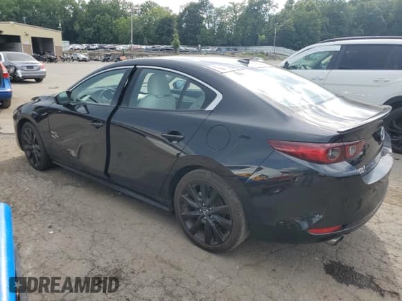 ✅ 2023 Mazda 3 Premium Plus • VIN: 3MZBPBEY5PM364238 • Лот: 65694615. Опубликован ранее на Copart с пробегом 16 415 миль. Бесплатный доступ к архиву аукционных продаж из США и подробный отчёт об истории автомобиля на DreamBid. Изображение 2.