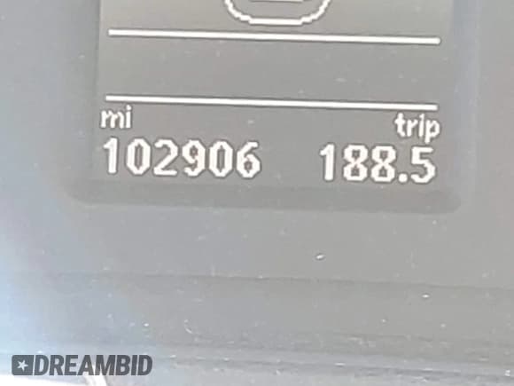 ✅ 2015 Volkswagen Passat SE • VIN: 1VWBV7A36FC078234 • Лот: 43385672. Опубликован ранее на IAAI с пробегом 102 906 миль. Бесплатный доступ к архиву аукционных продаж из США и подробный отчёт об истории автомобиля на DreamBid. Изображение 15.