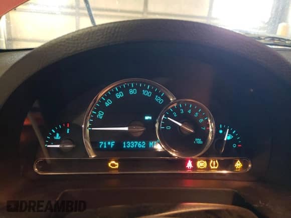 2011 Chevrolet HHR 1LT z VIN 3GNBABFW2BS502427, wystawiony jako Copart lot #71981114 z przebiegiem 133 762 mil mil oraz Szkoda całkowita • Salvage title. Historia ofert i sprzedaży dostępna na DreamBid. Obrazek 9.