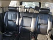 ✅ 2007 Chevrolet Suburban LT • VIN: 1GNFK16367J313299 • Lot: 65272584. Wystawiony na Copart z przebiegiem 232 320 mil. Bezpłatny archiwum sprzedaży aukcyjnych z USA i szczegółowy raport historii pojazdu na DreamBid. Zdjęcie 10.