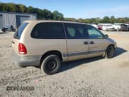 ✅ 1998 Plymouth Voyager SE • VIN: 1P4GP44G4WB522499 • Lot: 73675104. Wystawiony na Copart z przebiegiem 167 141 mil. Bezpłatny archiwum sprzedaży aukcyjnych z USA i szczegółowy raport historii pojazdu na DreamBid. Zdjęcie 3.