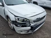 ✅ 2015 Volvo V60 T5 Drive-E Premier • VIN: YV140MEB8F1188282 • Lot: 42507317. Wystawiony na IAAI z przebiegiem 130 000 mil. Bezpłatny archiwum sprzedaży aukcyjnych z USA i szczegółowy raport historii pojazdu na DreamBid. Zdjęcie 6.