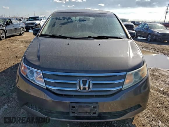 ✅ 2013 Honda Odyssey EX-L • VIN: 5FNRL5H63DB018973 • Lot: 96495415. Listed on Copart with 205,548 mi. Free auction sales archive from the USA and detailed vehicle history report at DreamBid. Image 5.