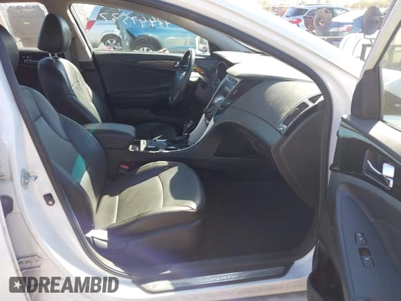 ✅ 2011 Hyundai Sonata Limited • VIN: 5NPEC4AC1BH168250 • Lot: 43447537. Listed on IAAI with 109,298 mi. Free auction sales archive from the USA and detailed vehicle history report at DreamBid. Image 5.