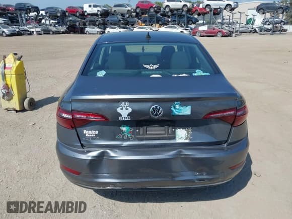 ✅ 2020 Volkswagen Jetta S • VIN: 3VWCB7BU7LM054958 • Lot: 42306896. Listed on IAAI with 47,489 mi. Free auction sales archive from the USA and detailed vehicle history report at DreamBid. Image 16.