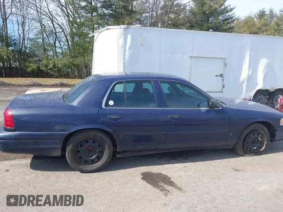 ✅ 2007 Ford Police Interceptor • VIN: 2FAHP71W87X148120 • Lot: 41784973. Wystawiony na IAAI z przebiegiem Nie podano. Bezpłatny archiwum sprzedaży aukcyjnych z USA i szczegółowy raport historii pojazdu na DreamBid. Zdjęcie 20.