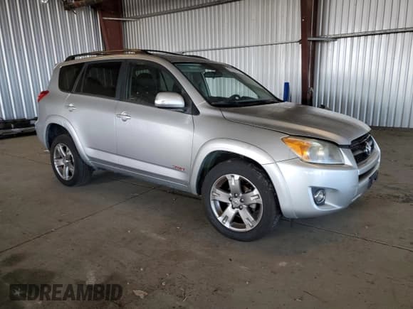 ✅ 2011 Toyota RAV4 Sport • VIN: JTMWF4DV7B5041799 • Lot: 81550435. Listed on Copart with 210,443 mi. Free auction sales archive from the USA and detailed vehicle history report at DreamBid. Image 4.