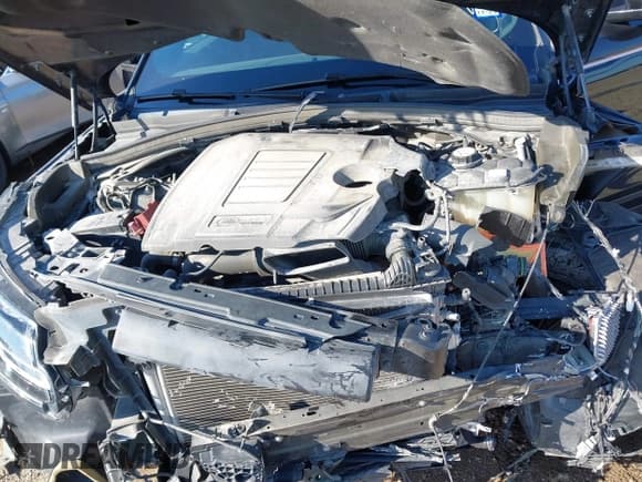 ✅ 2018 Land Rover Range Rover Velar R-Dynamic SE • VIN: SALYL2RX9JA710878 • Лот: 43544193. Опубликован ранее на IAAI с пробегом 60 430 миль. Бесплатный доступ к архиву аукционных продаж из США и подробный отчёт об истории автомобиля на DreamBid. Изображение 10.