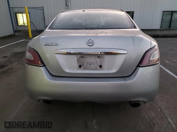 ✅ 2013 Nissan Maxima SV • VIN: 1N4AA5AP3DC835028 • Lot: 88123305. Wystawiony na Copart z przebiegiem 154 962 mil. Bezpłatny archiwum sprzedaży aukcyjnych z USA i szczegółowy raport historii pojazdu na DreamBid. Zdjęcie 6.