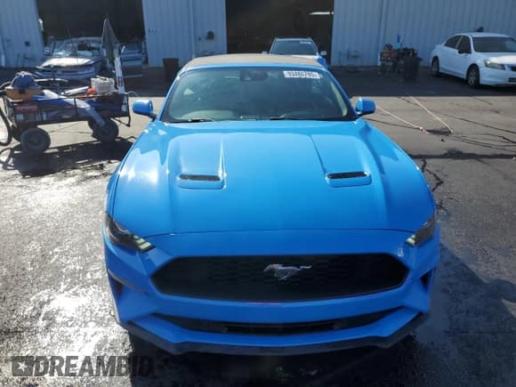 ✅ 2022 Ford Mustang EcoBoost Premium • VIN: 1FATP8UH2N5115528 • Lot: 93486785. Wystawiony na Copart z przebiegiem 73 814 mil. Bezpłatny archiwum sprzedaży aukcyjnych z USA i szczegółowy raport historii pojazdu na DreamBid. Zdjęcie 5.