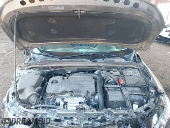 ✅ 2020 Chevrolet Malibu LT • VIN: 1G1ZD5ST6LF101134 • Lot: 43197233. Listed on IAAI with 94,665 mi miles. Access the free auction sales archive from the USA and view a detailed vehicle history report at DreamBid. Image 10.