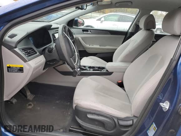 2016 Hyundai Sonata SE z VIN 5NPE24AF4GH328612, wystawiony jako Copart lot #90346675 z przebiegiem 148 735 mil mil oraz Szkoda całkowita • Salvage title. Historia ofert i sprzedaży dostępna na DreamBid. Obrazek 7.