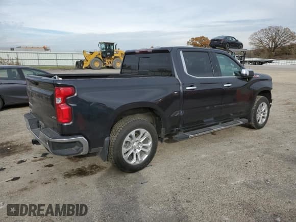 ✅ 2024 Chevrolet Silverado 1500 LTZ • VIN: 1GCUDGEL1RZ303055 • Лот: 91652165. Опубликован ранее на Copart с пробегом 53 417 миль. Бесплатный доступ к архиву аукционных продаж из США и подробный отчёт об истории автомобиля на DreamBid. Изображение 3.