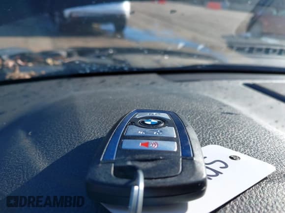 ✅ 2018 BMW 2 Series M240i • VIN: WBA2N1C56JVC27897 • Lot: 41229981. Wystawiony na IAAI z przebiegiem 39 492 mil. Bezpłatny archiwum sprzedaży aukcyjnych z USA i szczegółowy raport historii pojazdu na DreamBid. Zdjęcie 11.