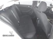 ✅ 2016 Volkswagen Jetta S • VIN: 3VW267AJ3GM388952 • Lot: 43614486. Wystawiony na IAAI z przebiegiem 107 106 mil. Bezpłatny archiwum sprzedaży aukcyjnych z USA i szczegółowy raport historii pojazdu na DreamBid. Zdjęcie 8.