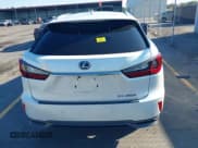 ✅ 2017 Lexus RX 450h • VIN: 2T2BGMCA2HC014141 • Lot: 43608104. Wystawiony na IAAI z przebiegiem 73 276 mil. Bezpłatny archiwum sprzedaży aukcyjnych z USA i szczegółowy raport historii pojazdu na DreamBid. Zdjęcie 16.
