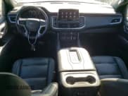 ✅ 2021 Chevrolet Suburban Z71 • VIN: 1GNSKDKD4MR484158 • Lot: 71556064. Wystawiony na Copart z przebiegiem 63 294 mil. Bezpłatny archiwum sprzedaży aukcyjnych z USA i szczegółowy raport historii pojazdu na DreamBid. Zdjęcie 8.