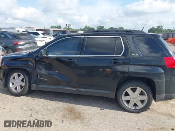 ✅ 2012 GMC Terrain SLE-2 • VIN: 2GKFLSE54C6290678 • Lot: 42396174. Wystawiony na IAAI z przebiegiem 267 694 mil. Bezpłatny archiwum sprzedaży aukcyjnych z USA i szczegółowy raport historii pojazdu na DreamBid. Zdjęcie 14.