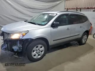 ✅ 2015 Chevrolet Traverse LS • VIN: 1GNKRFED9FJ349584 • Lot: 70988565. Wystawiony na Copart z przebiegiem 135 238 mil. Bezpłatny archiwum sprzedaży aukcyjnych z USA i szczegółowy raport historii pojazdu na DreamBid. Zdjęcie 1.