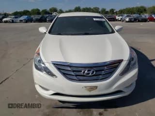 ✅ 2013 Hyundai Sonata SE • VIN: 5NPEC4AC1DH799339 • Lot: 71720404. Wystawiony na Copart z przebiegiem 65 884 mil. Bezpłatny archiwum sprzedaży aukcyjnych z USA i szczegółowy raport historii pojazdu na DreamBid. Zdjęcie 5.