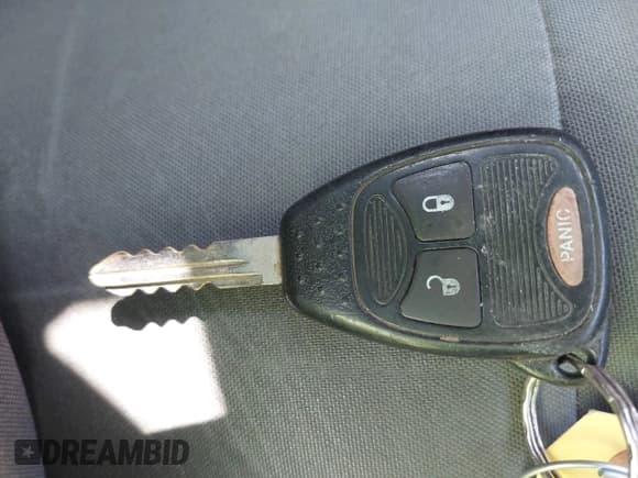 ✅ 2009 Chrysler PT Cruiser • VIN: 3A8FY48949T513046 • Lot: 42557788. Wystawiony na IAAI z przebiegiem 139 986 mil. Bezpłatny archiwum sprzedaży aukcyjnych z USA i szczegółowy raport historii pojazdu na DreamBid. Zdjęcie 11.