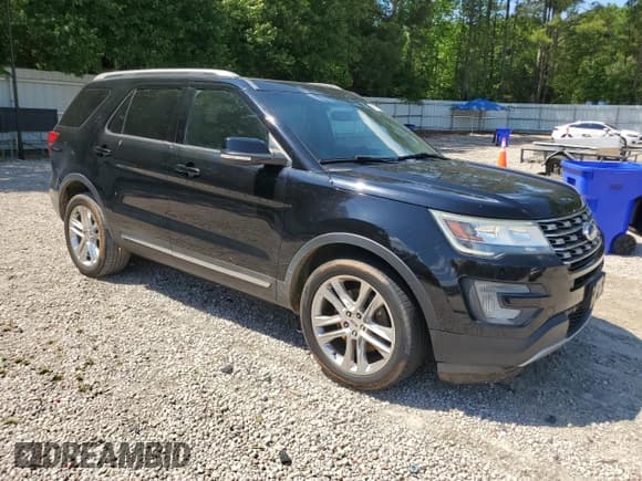 ✅ 2017 Ford Explorer XLT • VIN: 1FM5K8D82HGA91317 • Lot: 56111155. Wystawiony na Copart z przebiegiem 113 231 mil. Bezpłatny archiwum sprzedaży aukcyjnych z USA i szczegółowy raport historii pojazdu na DreamBid. Zdjęcie 4.