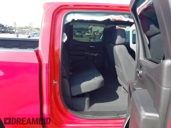 2020 Chevrolet Silverado 1500 RST с VIN 3GCUYEED5LG428181, выставлен на аукционе IAAI как лот 43336662 с пробегом 125 545 миль миль и . История ставок и продаж доступна на DreamBid. Изображение 8.