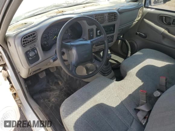 ✅ 2000 Isuzu Hombre S • VIN: 1GGCS1444Y8701114 • Lot: 74325664. Wystawiony na Copart z przebiegiem 210 803 mil. Bezpłatny archiwum sprzedaży aukcyjnych z USA i szczegółowy raport historii pojazdu na DreamBid. Zdjęcie 8.