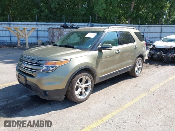 ✅ 2013 Ford Explorer Limited • VIN: 1FM5K8F83DGC50255 • Lot: 42711326. Wystawiony na IAAI z przebiegiem 162 985 mil. Bezpłatny archiwum sprzedaży aukcyjnych z USA i szczegółowy raport historii pojazdu na DreamBid. Zdjęcie 2.