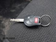 ✅ 2013 Nissan Versa SV • VIN: 3N1CN7AP2DL841722 • Lot: 41760255. Wystawiony na IAAI z przebiegiem 115 834 mil. Bezpłatny archiwum sprzedaży aukcyjnych z USA i szczegółowy raport historii pojazdu na DreamBid. Zdjęcie 11.