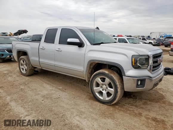 ✅ 2015 GMC Sierra 1500 SLT • VIN: 1GTR1VEJXFZ326346 • Lot: 62223195. Listed on Copart with 174,201 mi. Free auction sales archive from the USA and detailed vehicle history report at DreamBid. Image 4.