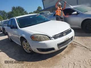 2010 Chevrolet Impala LT with VIN 2G1WB5EK7A1124082, listed as a IAAI auction lot 43348945 with 206,070 mi miles and . Bid and sale history available at DreamBid. Image 1.