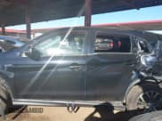 ✅ 2019 Mitsubishi Outlander SE • VIN: JA4AP4AU6KU029744 • Lot: 41010837. Wystawiony na IAAI z przebiegiem 92 189 mil. Bezpłatny archiwum sprzedaży aukcyjnych z USA i szczegółowy raport historii pojazdu na DreamBid. Zdjęcie 13.