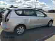 2010 Hyundai Elantra SE z VIN KMHDC8AE0AU064479, wystawiony jako Copart lot #71779794 z przebiegiem 107 673 mil mil oraz Szkoda całkowita • Salvage title. Historia ofert i sprzedaży dostępna na DreamBid. Obrazek 3.