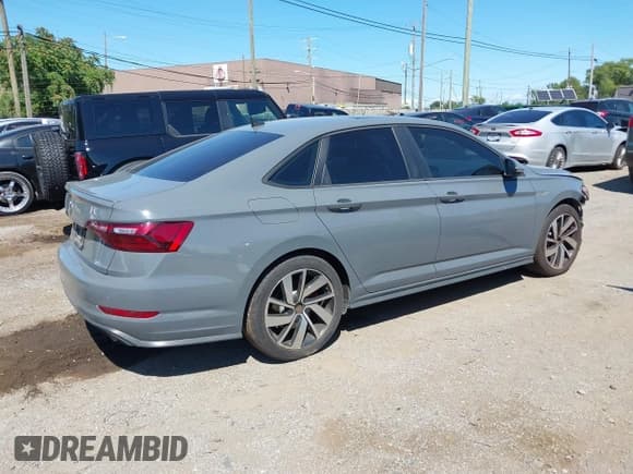 ✅ 2020 Volkswagen Jetta S • VIN: 3VW6T7BU0LM040880 • Лот: 43052661. Опубликован ранее на IAAI с пробегом 125 906 миль. Бесплатный доступ к архиву аукционных продаж из США и подробный отчёт об истории автомобиля на DreamBid. Изображение 4.