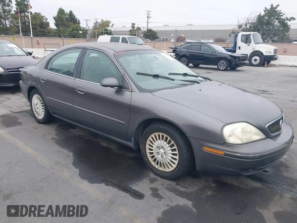 ✅ 2003 Mercury Sable GS • VIN: 1MEFM50U13G613947 • Lot: 43156524. Wystawiony na IAAI z przebiegiem 41 015 mil. Bezpłatny archiwum sprzedaży aukcyjnych z USA i szczegółowy raport historii pojazdu na DreamBid. Zdjęcie 1.