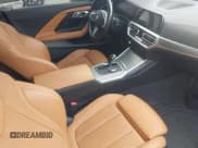 ✅ 2022 BMW 2 Series M240i xDrive • VIN: 3MW53CM03N8C68415 • Lot: 41443638. Wystawiony na IAAI z przebiegiem 37 209 mil. Bezpłatny archiwum sprzedaży aukcyjnych z USA i szczegółowy raport historii pojazdu na DreamBid. Zdjęcie 5.