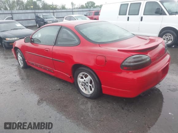 ✅ 2002 Pontiac Grand Prix GT • VIN: 1G2WP12K62F189476 • Lot: 41936754. Listed on IAAI with 192,889 mi. Free auction sales archive from the USA and detailed vehicle history report at DreamBid. Image 3.