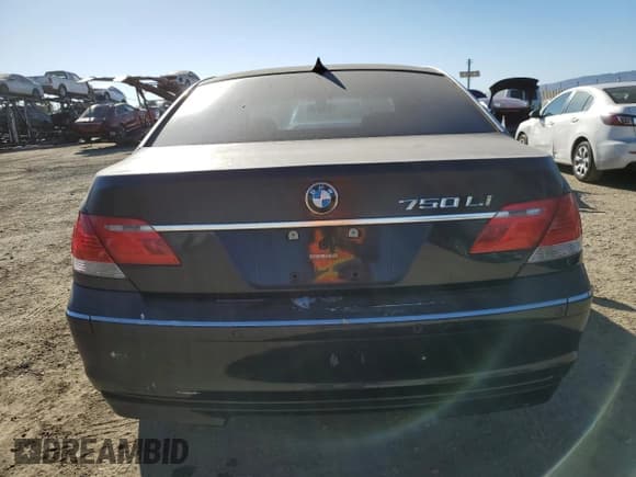 ✅ 2006 BMW 7 Series 750Li • VIN: WBAHN83526DT31834 • Lot: 77044234. Listed on Copart with 157,558 mi. Free auction sales archive from the USA and detailed vehicle history report at DreamBid. Image 6.