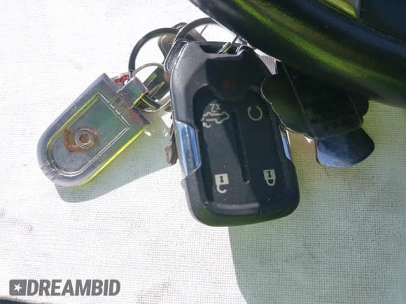 ✅ 2020 Chevrolet Silverado 1500 RST • VIN: 3GCUYEET2LG410079 • Lot: 41966189. Listed on IAAI with 60,943 mi. Free auction sales archive from the USA and detailed vehicle history report at DreamBid. Image 11.