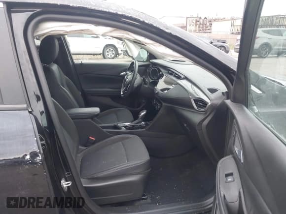 ✅ 2021 Buick Encore GX Select • VIN: KL4MMDSL9MB108089 • Lot: 43618601. Listed on IAAI with 28,984 mi. Free auction sales archive from the USA and detailed vehicle history report at DreamBid. Image 5.