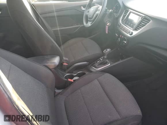 2019 Hyundai Accent SE z VIN 3KPC24A33KE040168, wystawiony jako Copart lot #77938463 z przebiegiem 68 506 mil mil oraz . Historia ofert i sprzedaży dostępna na DreamBid. Obrazek 7.