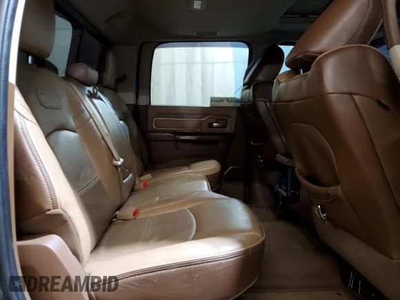 ✅ 2022 Ram 2500 Longhorn • VIN: 3C6UR5GL8NG193514 • Lot: 47435105. Wystawiony na Copart z przebiegiem 67 447 mil. Bezpłatny archiwum sprzedaży aukcyjnych z USA i szczegółowy raport historii pojazdu na DreamBid. Zdjęcie 10.