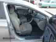 2016 Hyundai Elantra Limited с VIN 5NPDH4AE1GH669838, выставлен на аукционе IAAI как лот 42956131 с пробегом 195 549 миль миль и . История ставок и продаж доступна на DreamBid. Изображение 5.