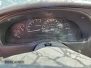 ✅ 2002 Ford Ranger XL • VIN: 1FTYR10D32PB09824 • Lot: 82225865. Wystawiony na Copart z przebiegiem 199 804 mil. Bezpłatny archiwum sprzedaży aukcyjnych z USA i szczegółowy raport historii pojazdu na DreamBid. Zdjęcie 9.